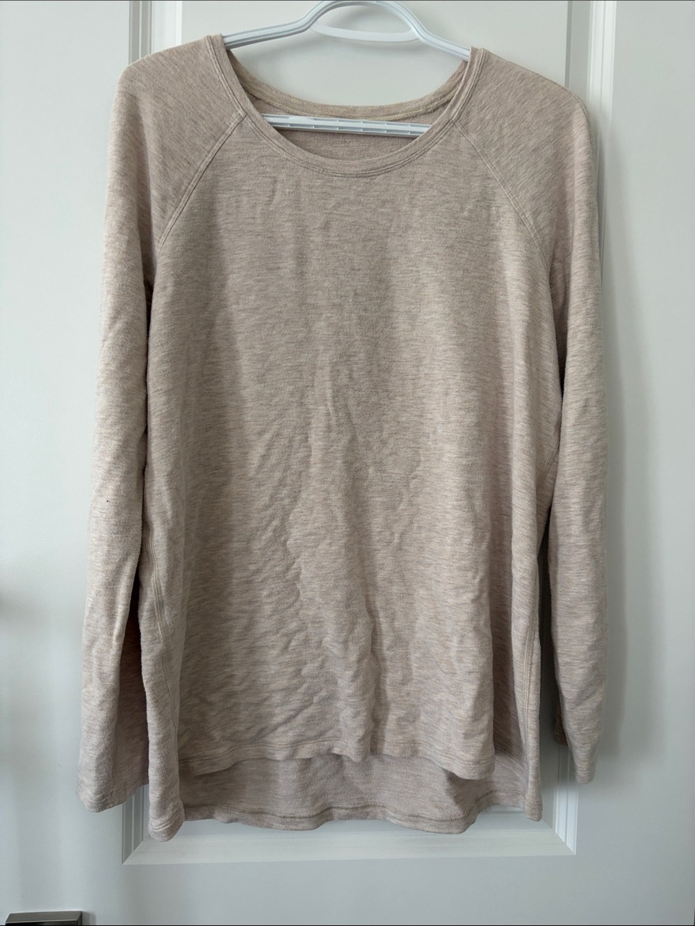 lululemon athletica Heathered Taupe Long Sleeve Top